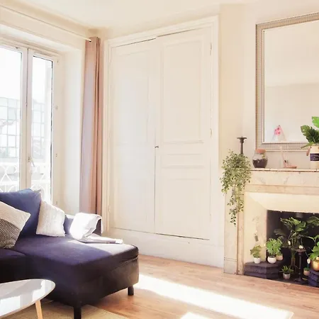 Centre De Valence Face A La Gare * Valence (Drome)