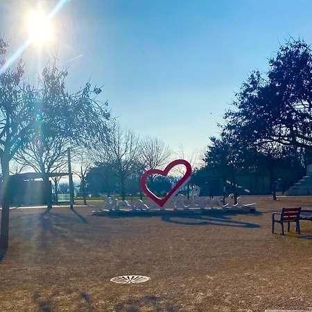 Centre De Valence Face A La Gare *